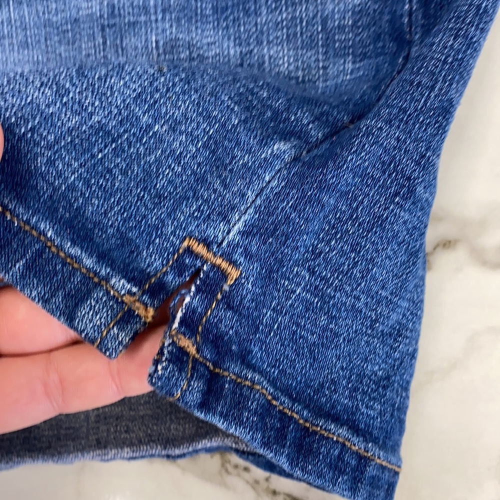 Levi’s - Picture 5 of 5